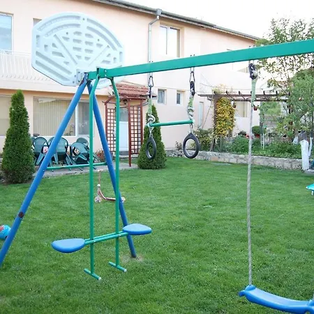 Apartament Vinitsa *